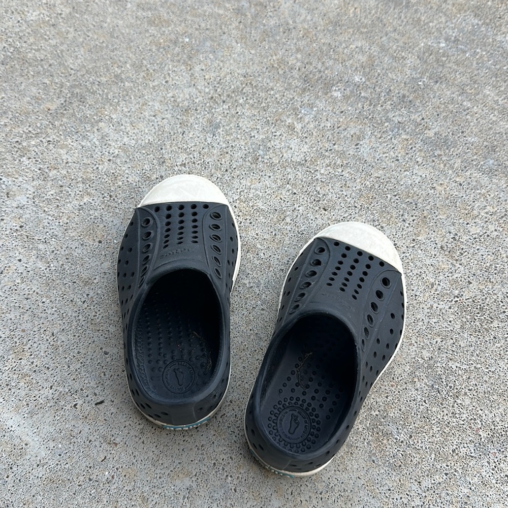 Native toddler shoes